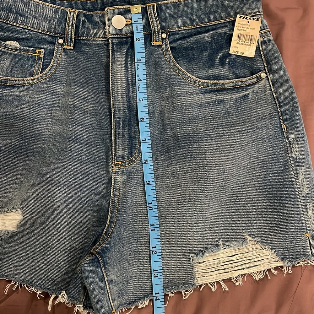 Jean shorts - Picture 3 of 3